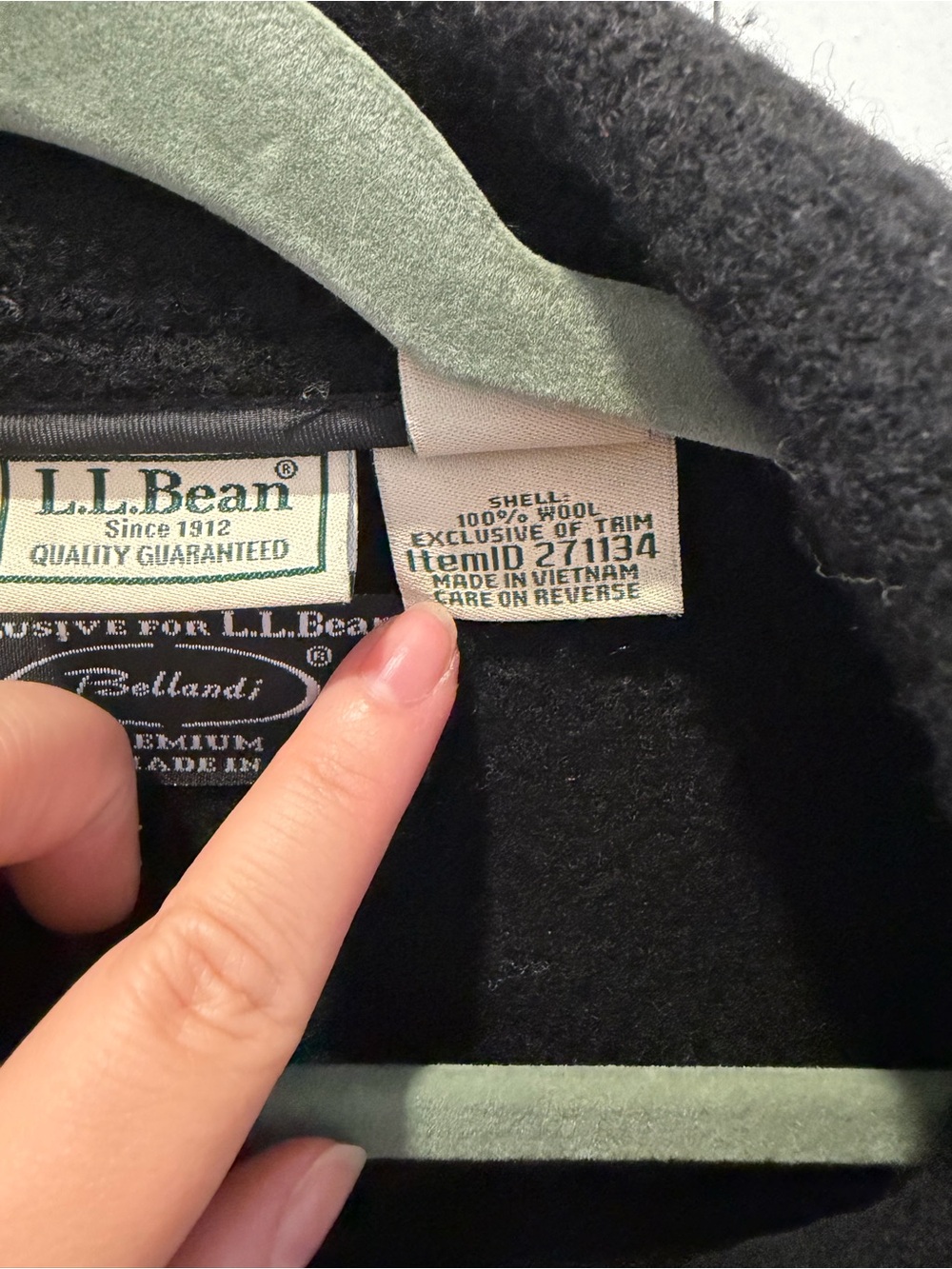 L.L. Bean Women's 100% Wool Peacoat - Black - Picture 3 of 5